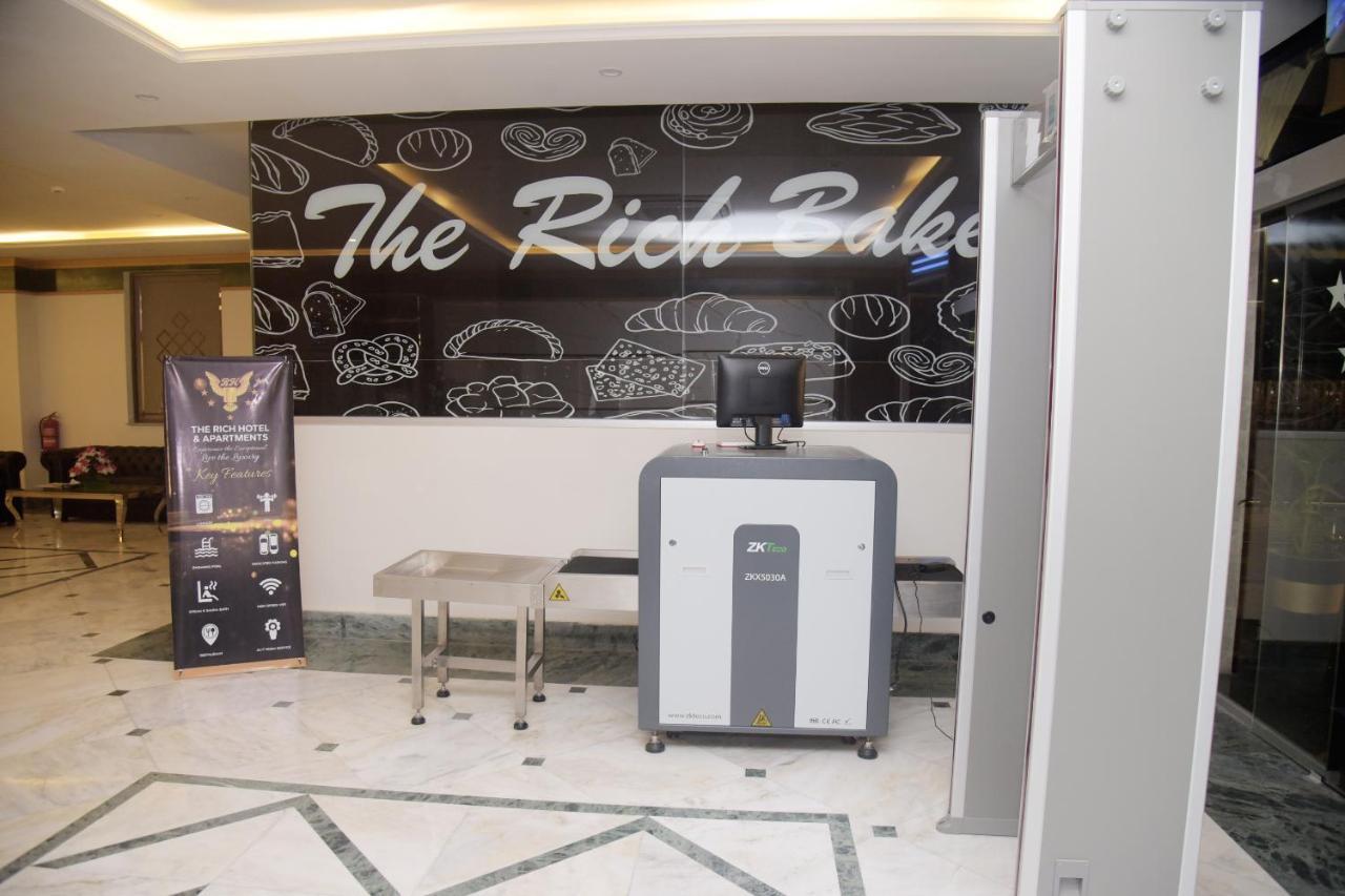 The Rich Hotel & Apartments Lahore Exterior photo